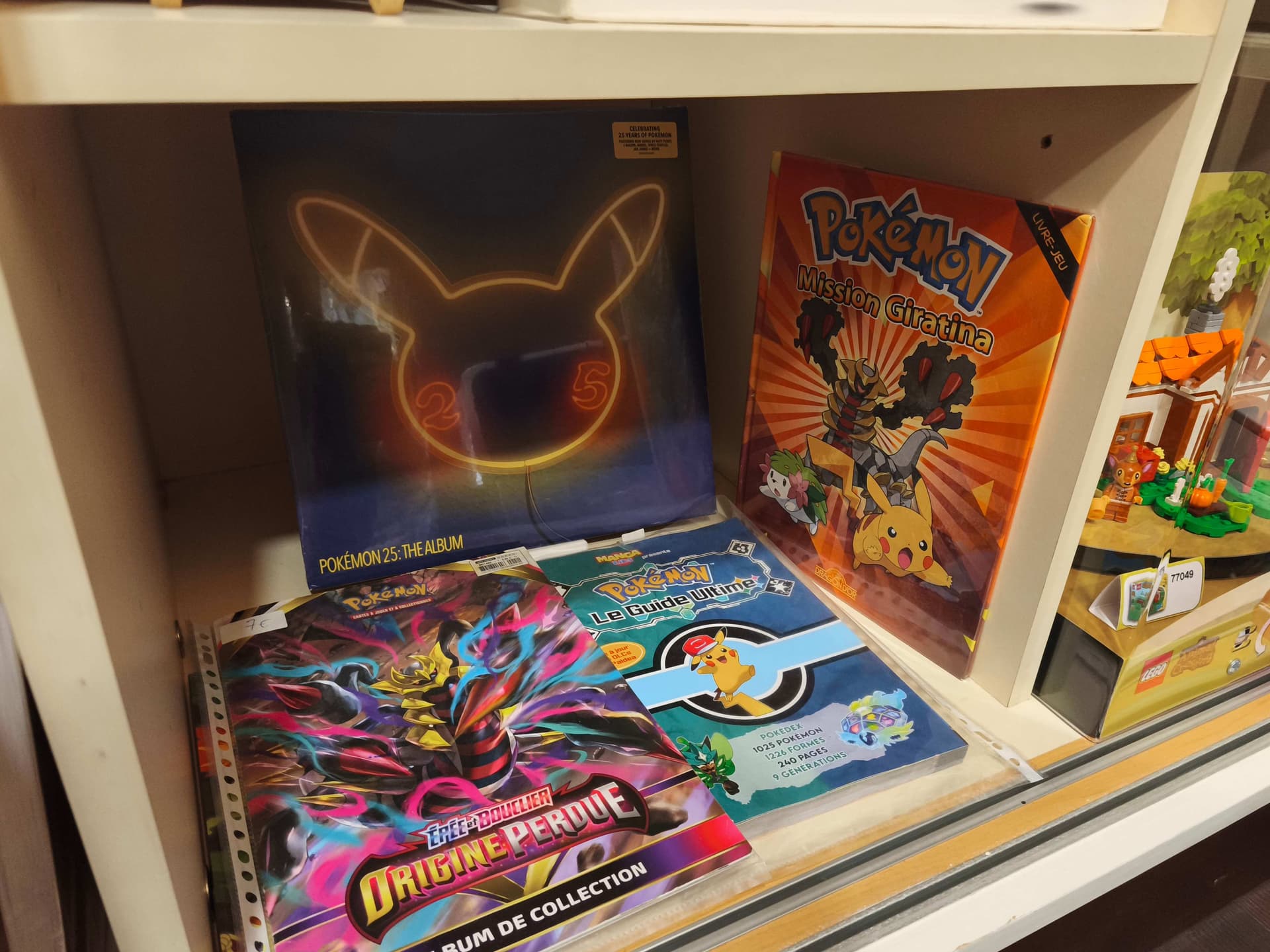 Pok\u00e9mon 25 collection pr\u00e8s de Bl\u00e9r\u00e9