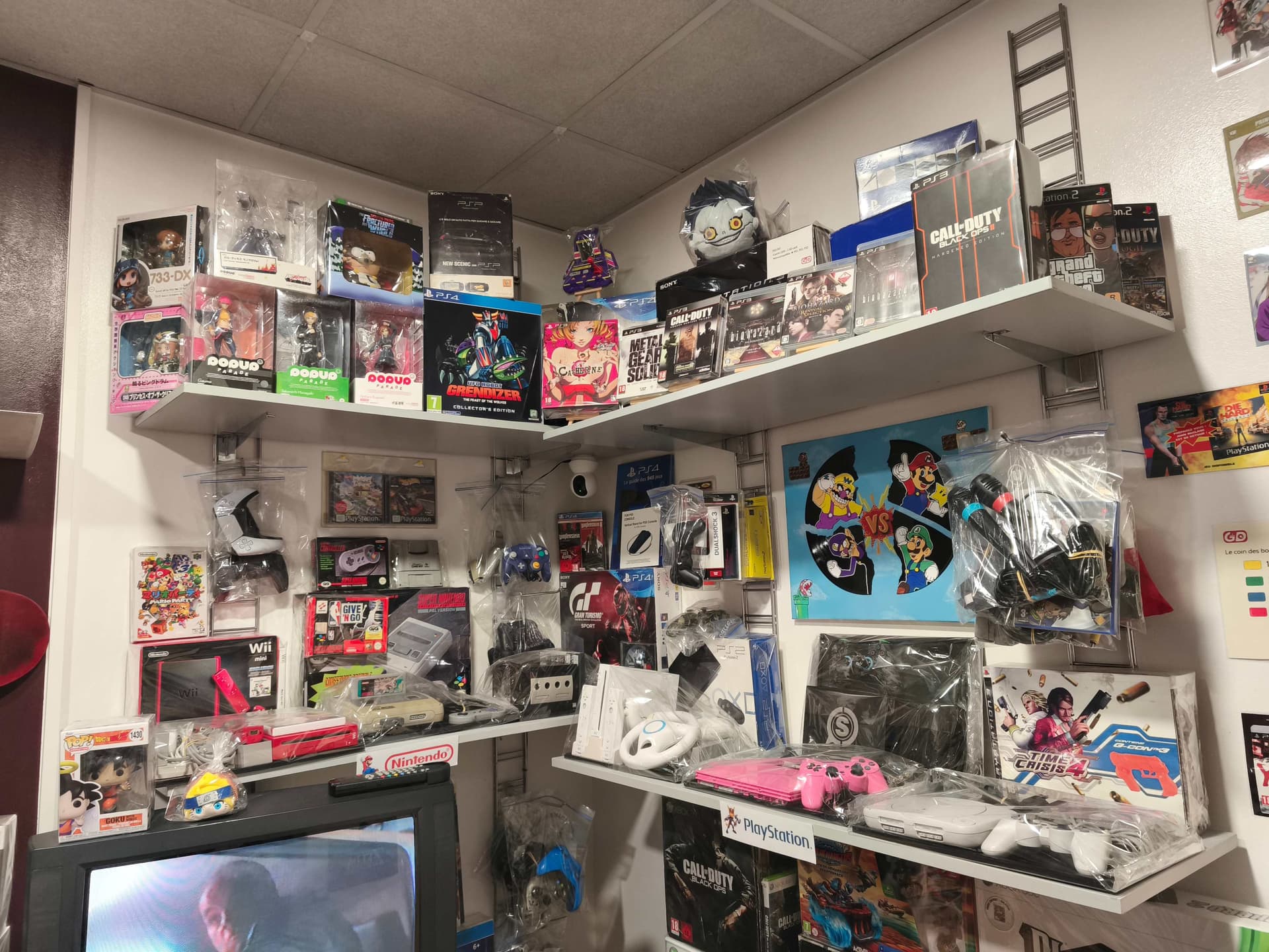 Rayon retrogaming chez Game & Disc pres de Loches