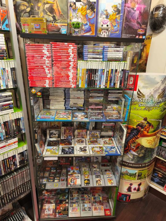 Vitrine de jeux retro pour enfants - Game Boy, Pokemon, Nintendo