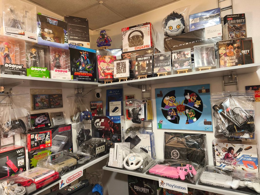 Rayon consoles et jeux video du magasin Game & Disc